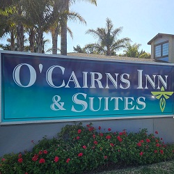 O’Cairns Inn &...