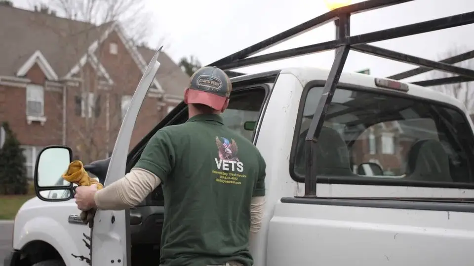 Veterans Easy Trash Service