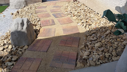 Desert Eagle Landscaping