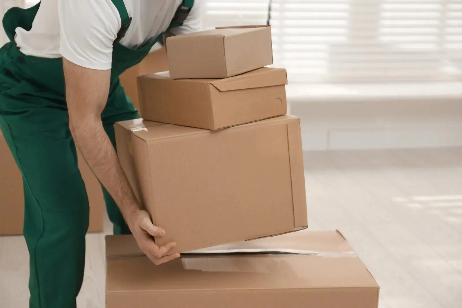 We Can Help Moving and More LLC